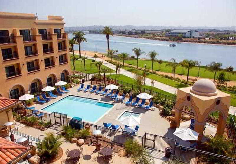فندق Courtyard San Diego Airport/liberty Station