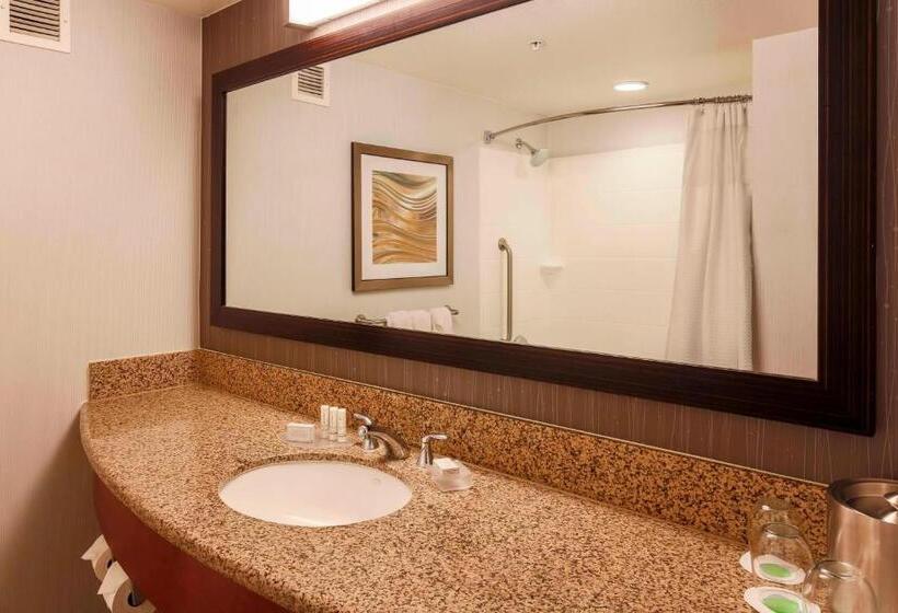 فندق Courtyard San Diego Airport/liberty Station