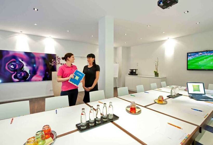 فندق Ibis Styles Frankfurt City