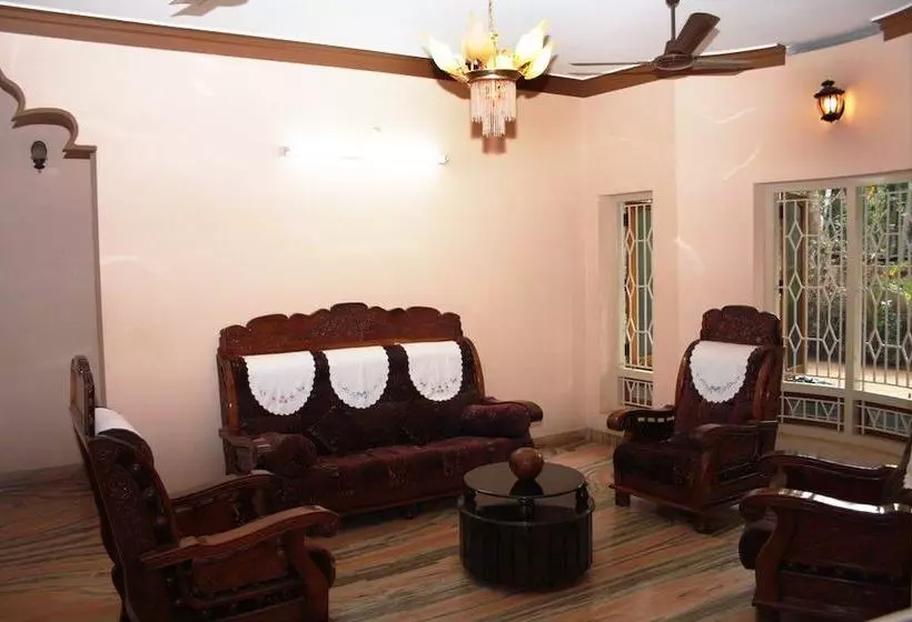 호텔 New Ideal Panchakarma Centre