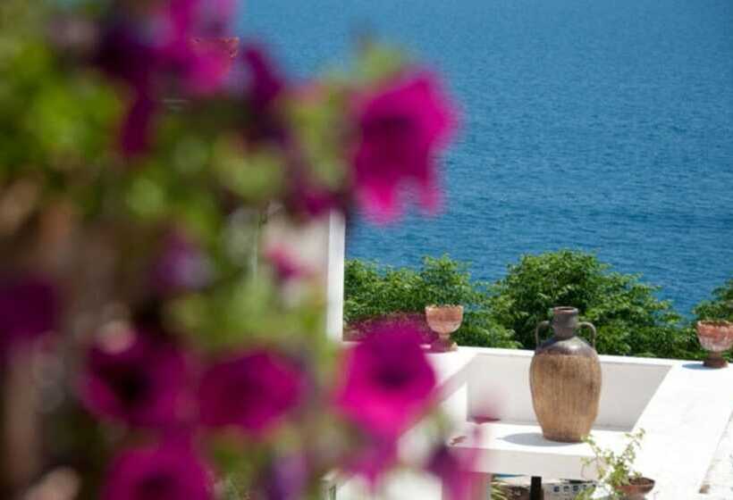 ホテル Piccolo Mondo