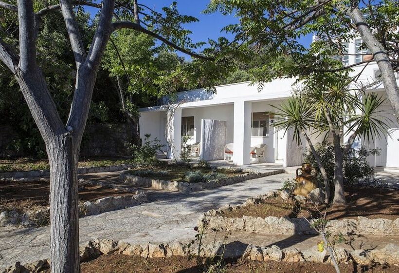 ホテル Piccolo Mondo