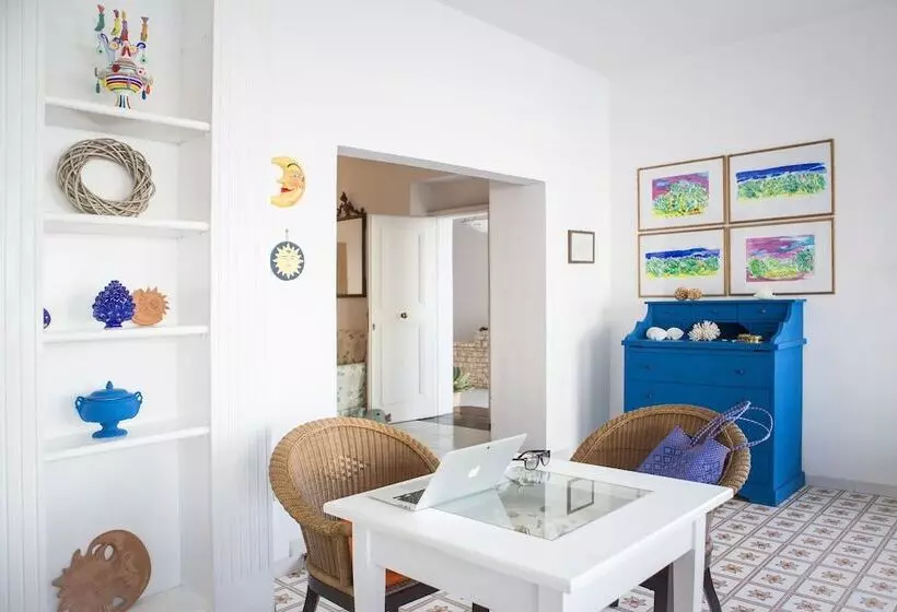 ホテル Piccolo Mondo