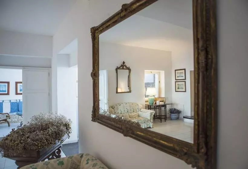 ホテル Piccolo Mondo