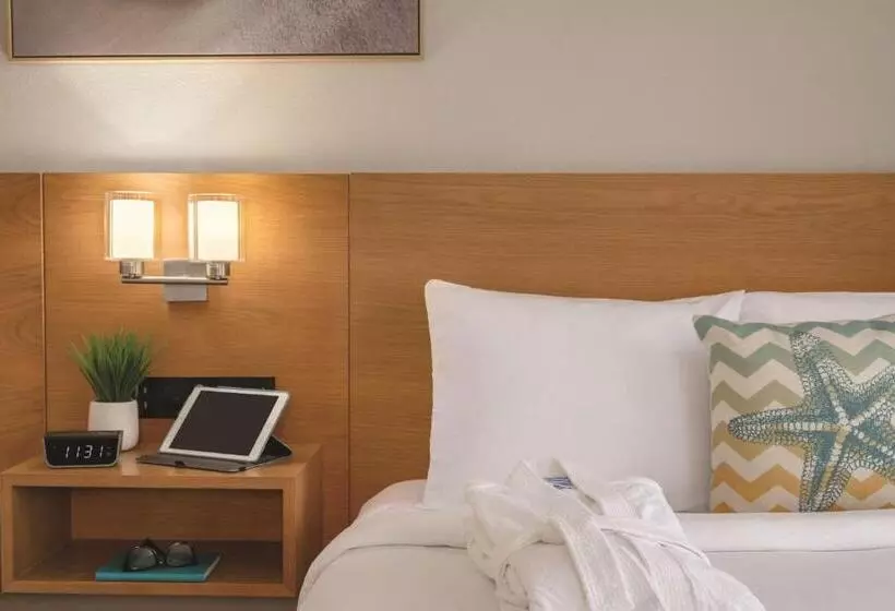 호텔 Radisson Panama City Beach Oceanfront