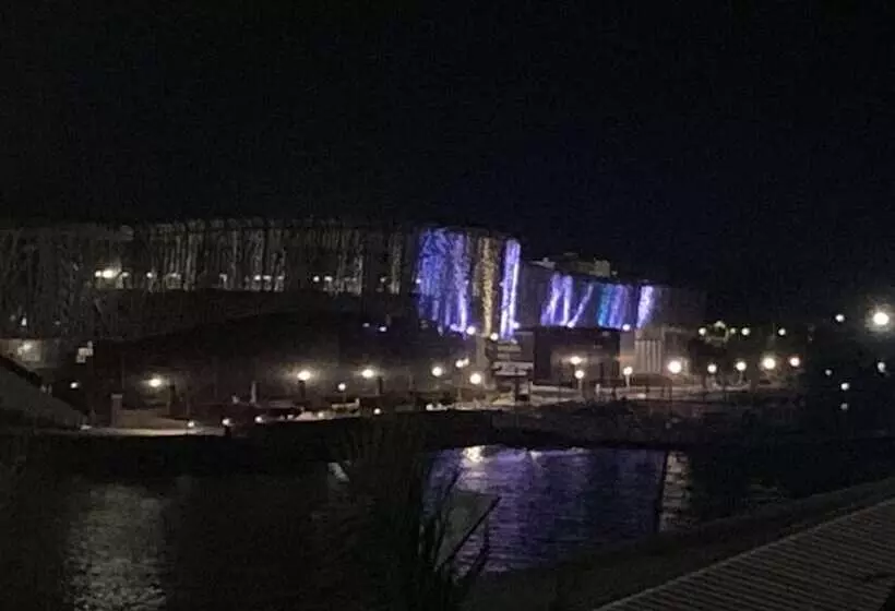 هتل Saint John Perse