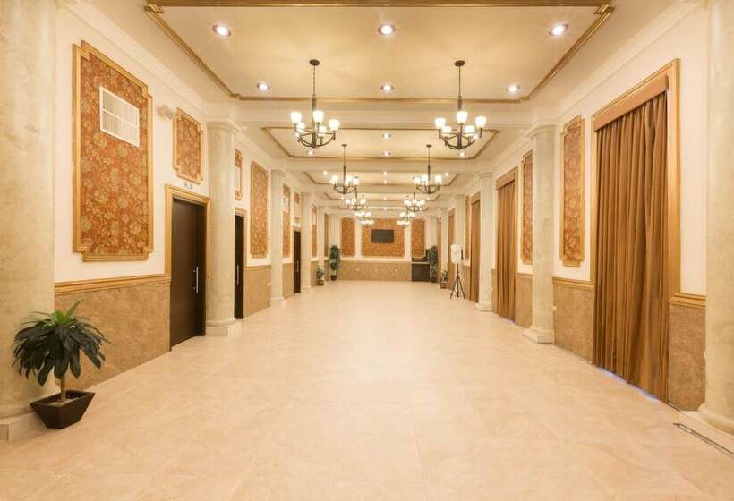 هتل Victoria Merida