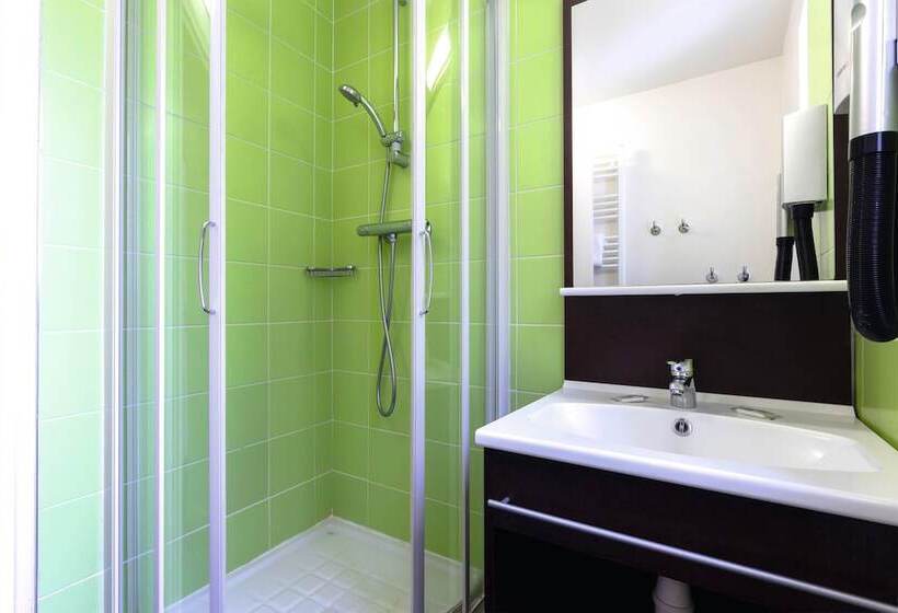 Belambra Clubs Les Saisies   Les Embrunes   Ski Pass Included