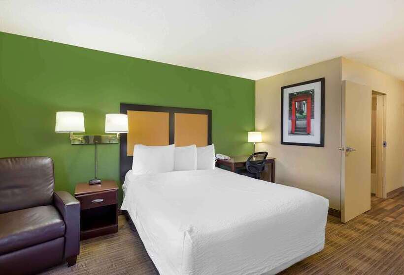 Extended Stay America Suites Cleveland Brooklyn