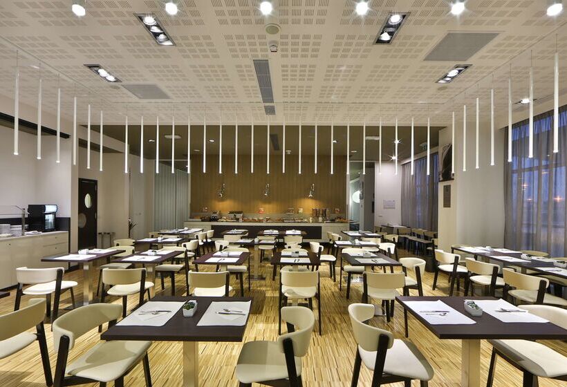 فندق Best Western Premier Chc Airport