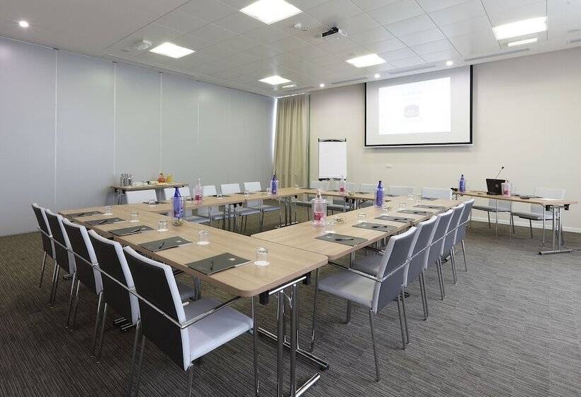 فندق Best Western Premier Chc Airport