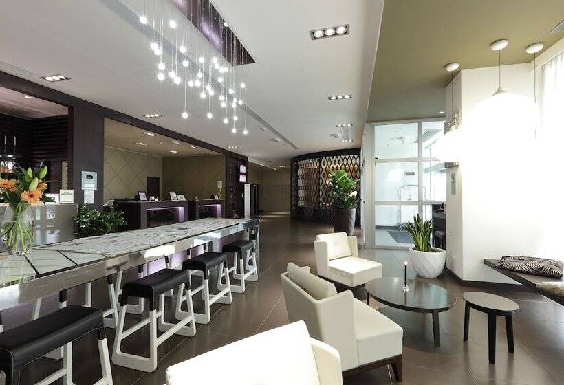 فندق Best Western Premier Chc Airport