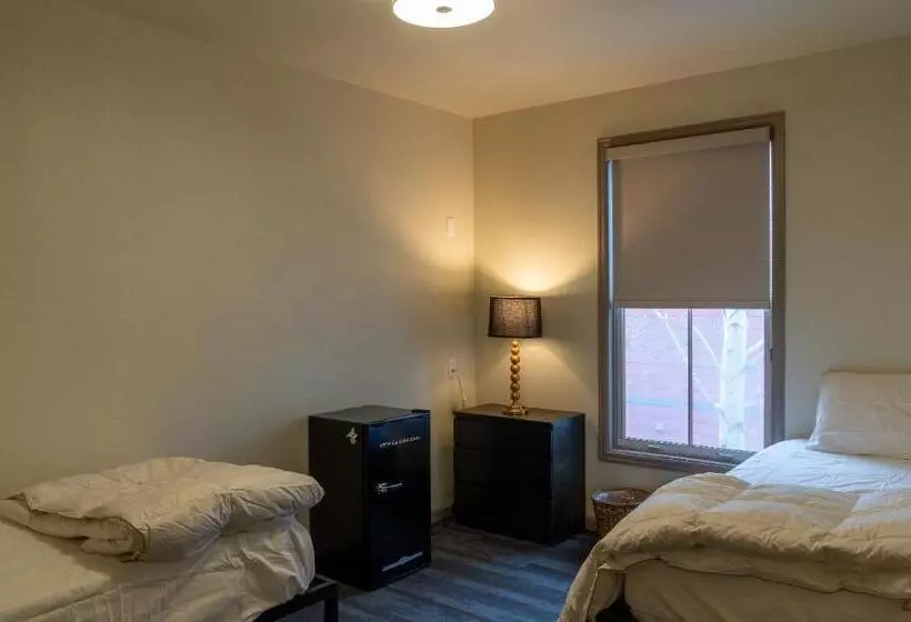 ホテル Crested Butte Hostel