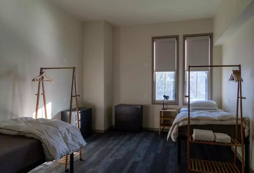 ホテル Crested Butte Hostel