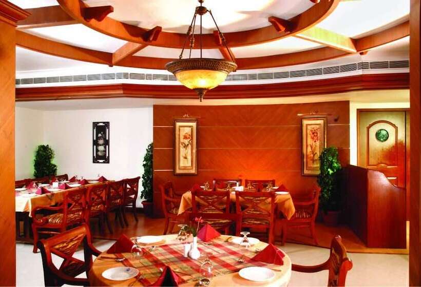 Hotel Maurya Rajadhani