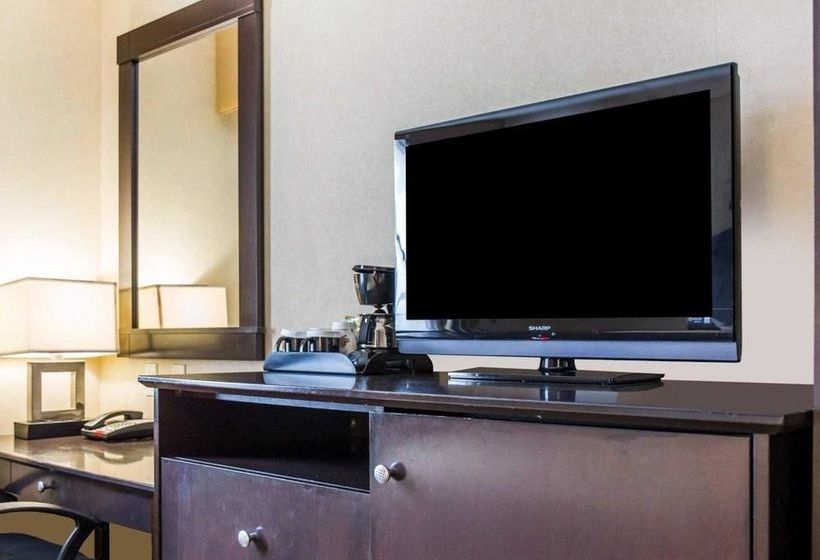 Отель Quality Inn Woodside