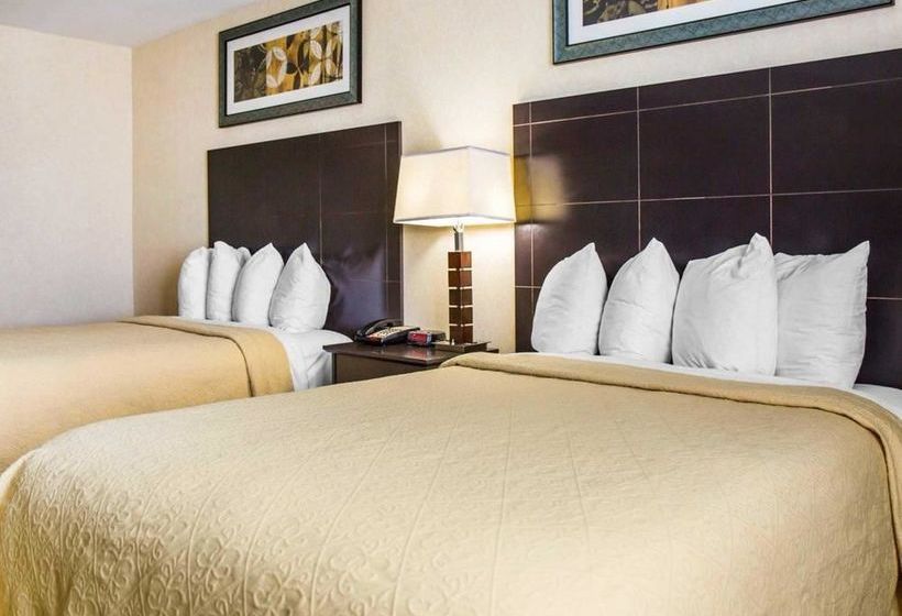 Отель Quality Inn Woodside