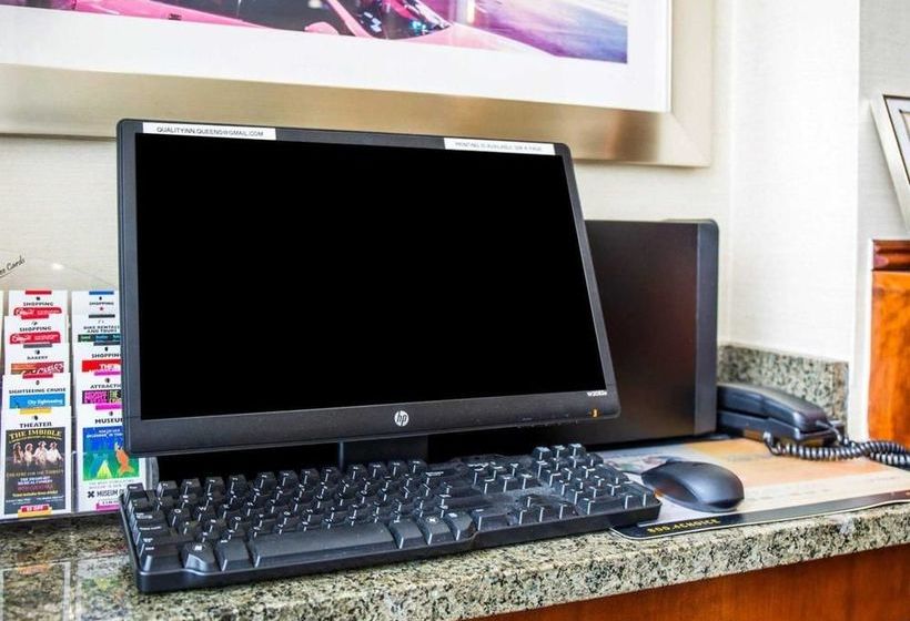 Отель Quality Inn Woodside