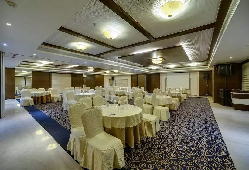 Ramee Grand Hotel And Spa, Pune