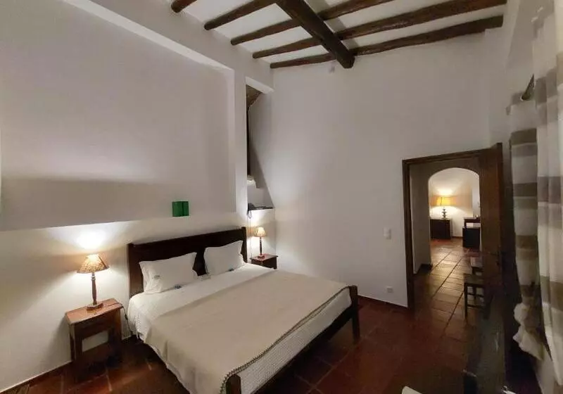 田舎風ホテル Convento Da Provença