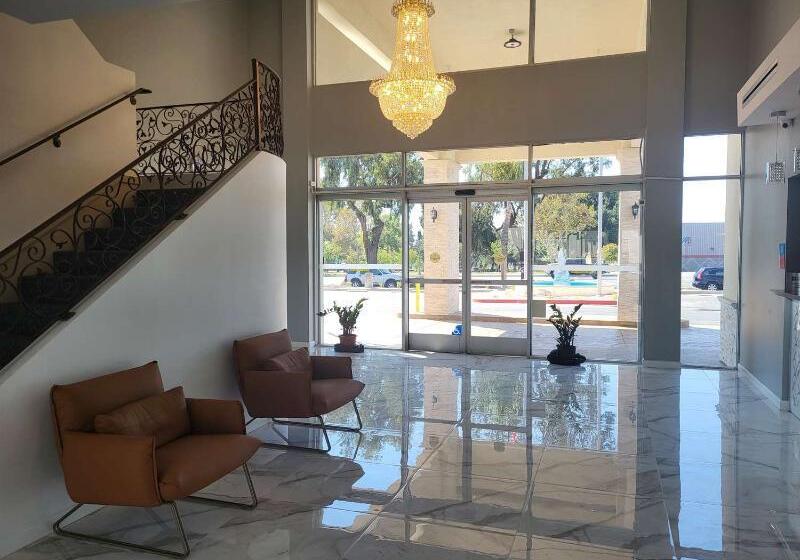 Surestay Plus Hotel By Best Western Upland Ontario North