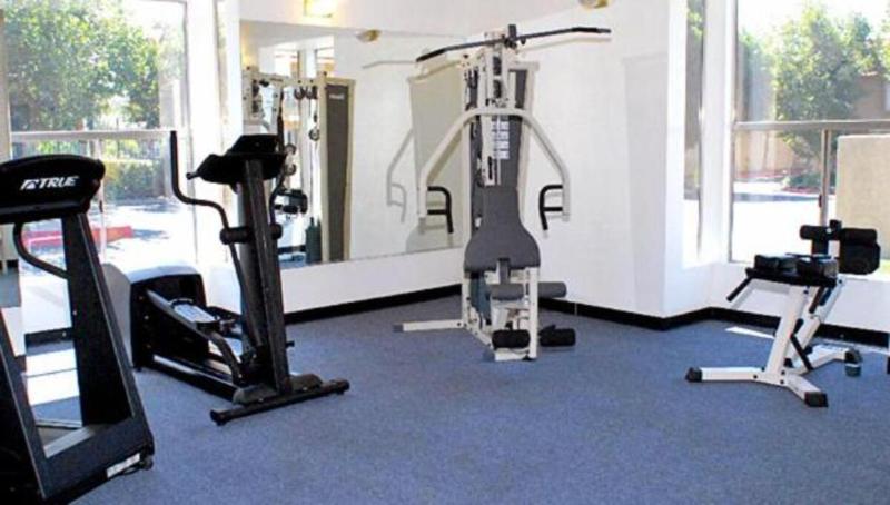 Surestay Plus Hotel By Best Western Upland Ontario North