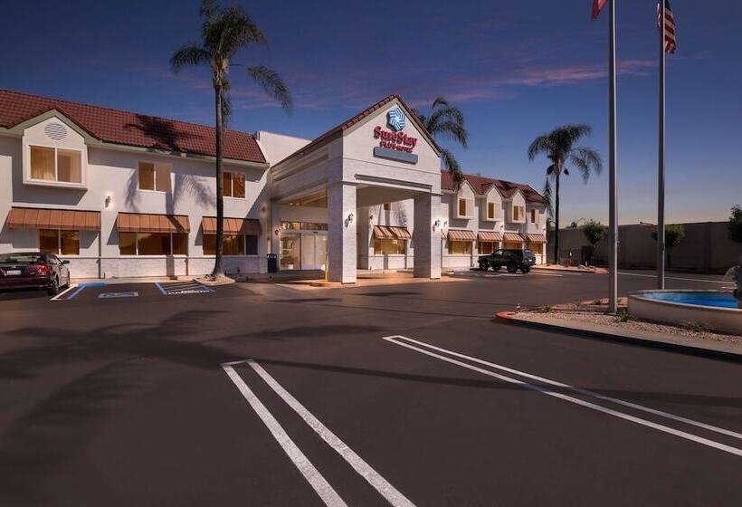 Surestay Plus Hotel By Best Western Upland Ontario North