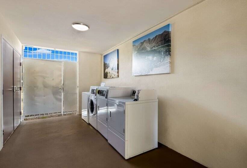 Surestay Plus Hotel By Best Western Upland Ontario North