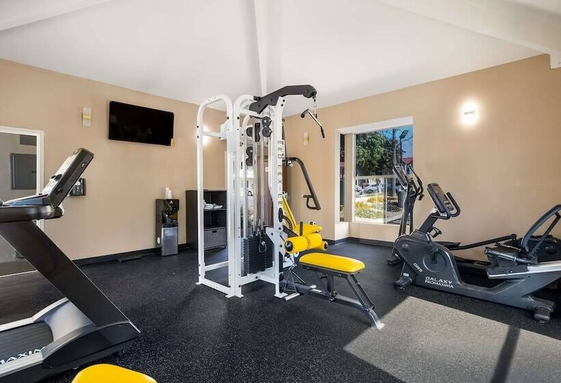 Surestay Plus Hotel By Best Western Upland Ontario North