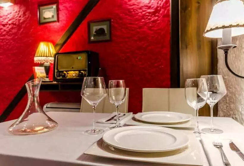 호텔 Yit Abentofail