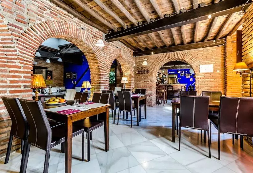 호텔 Yit Abentofail