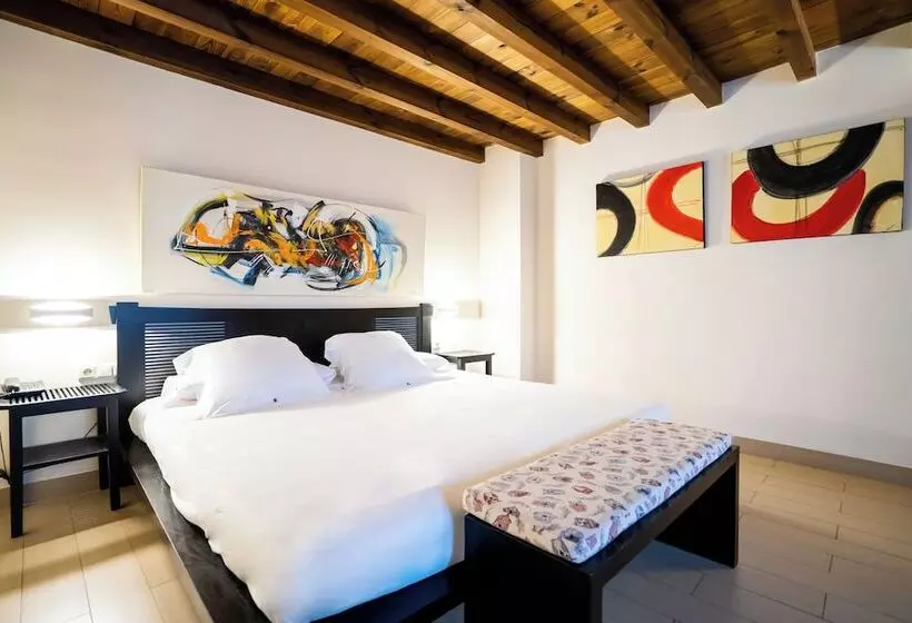 호텔 Yit Abentofail