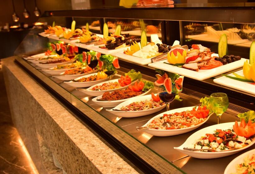 استراحتگاه Champion Holiday Village