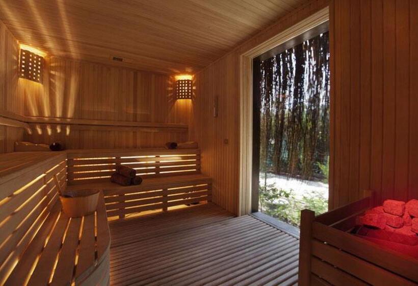 استراحتگاه Champion Holiday Village