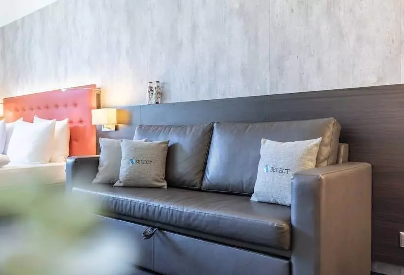 Garner Hotel Berlin Mitte, An Ihg