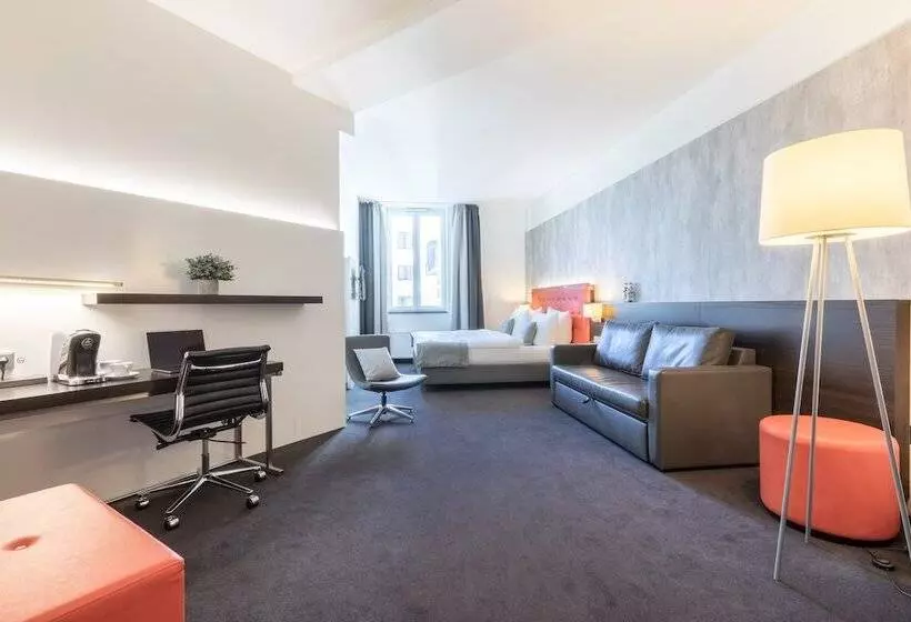 Garner Hotel Berlin Mitte, An Ihg