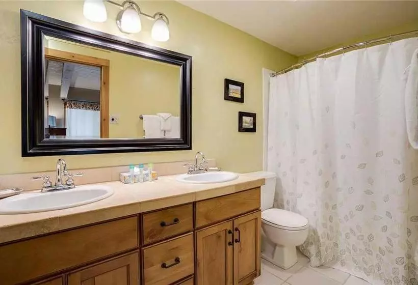 Storm Meadows Club A Condominiums  Ca111