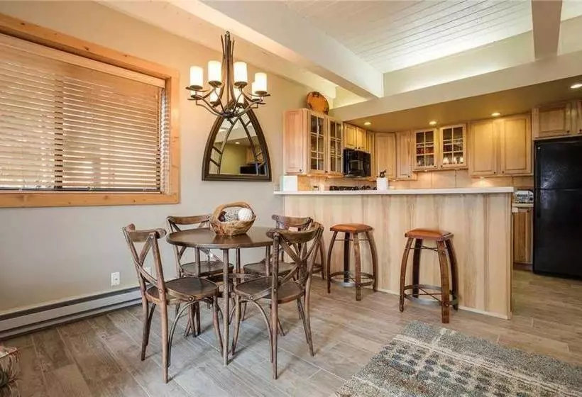 Storm Meadows Club A Condominiums  Ca111