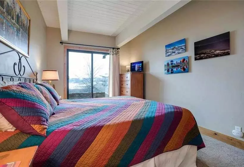 Storm Meadows Club A Condominiums  Ca111