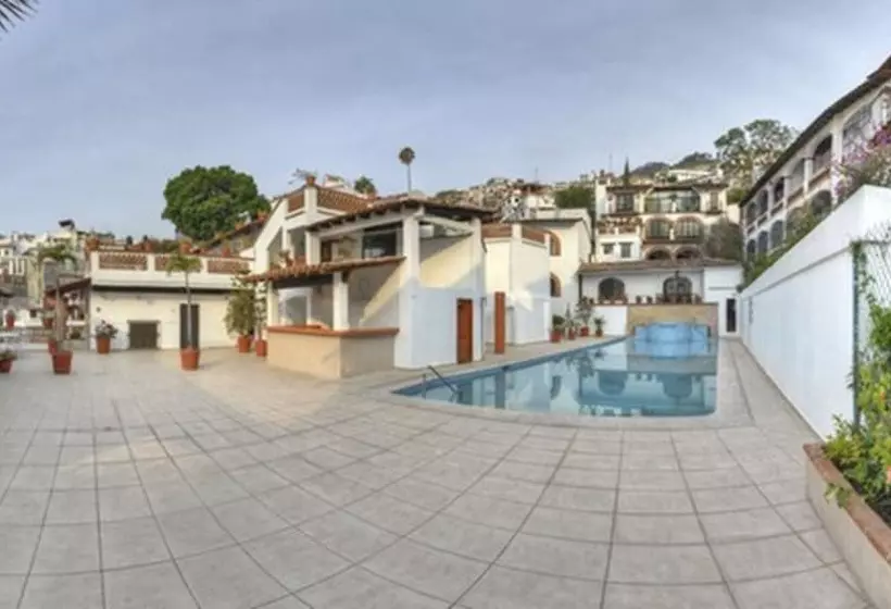 Отель Agua Escondida