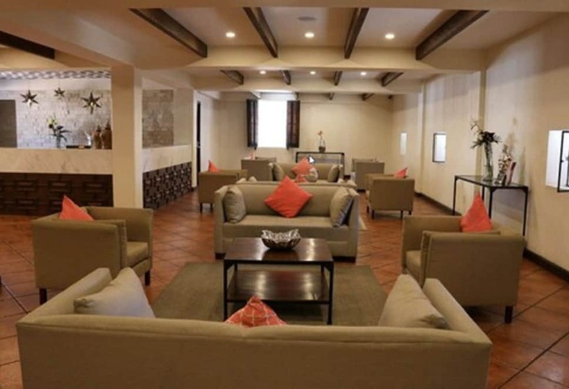 Отель Agua Escondida