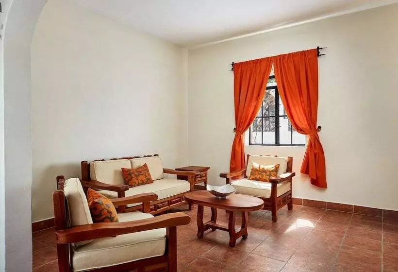 Отель Agua Escondida