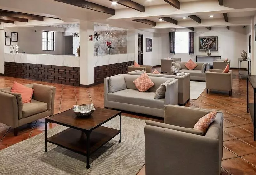 Отель Agua Escondida