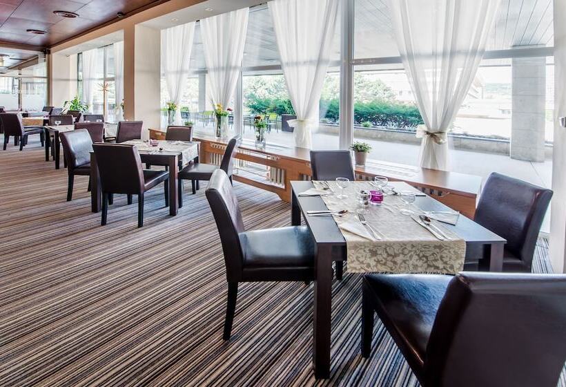 בית מלון כפרי Cascade