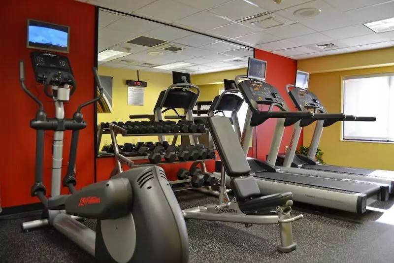 호텔 Courtyard By Marriott Burlington