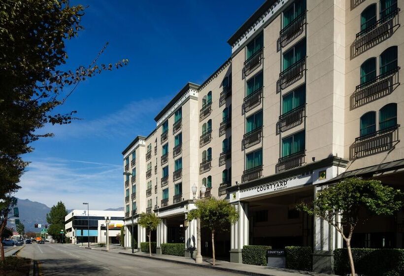 فندق Courtyard By Marriott Los Angeles Pasadena Old Town