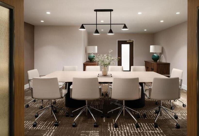 فندق Courtyard By Marriott Los Angeles Pasadena Old Town