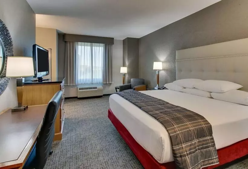 בית מלון כפרי Drury Inn & Suites Phoenix Happy Valley