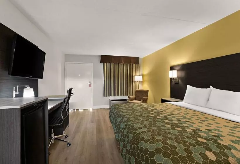 호텔 Econo Lodge White Pine Morristown I81 & I40 Split