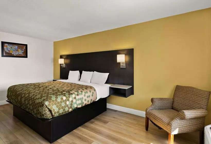 호텔 Econo Lodge White Pine Morristown I81 & I40 Split